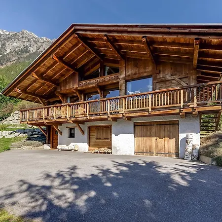 Chalet De Standing Avec Vue Sur Le Mont Blanc Chalet Chamonix